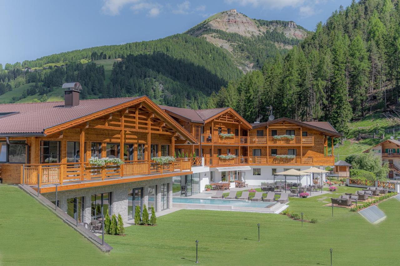 Hotel Rodella Sëlva Buitenkant foto